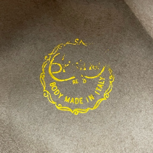 Vintage 1940s Christian Dior Chapeaux Feather Adorned Italian Fur Fedora Style - Picture 16 of 16